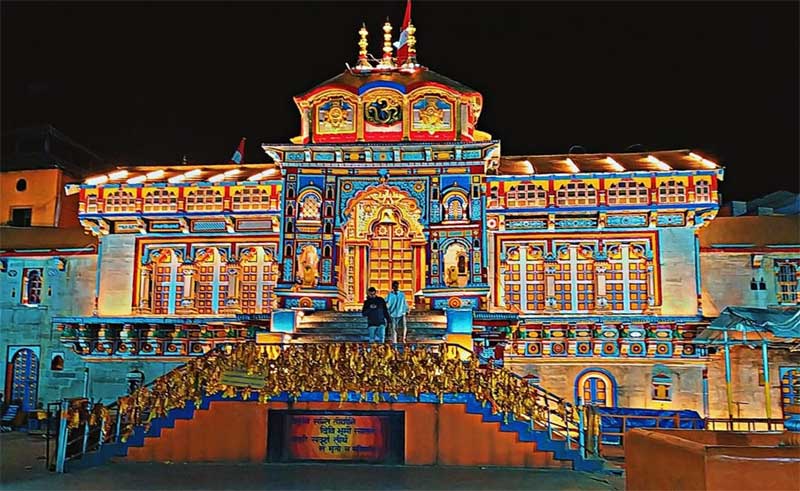 Badrinath (बद्रीनाथ): Between the River and the Peaks