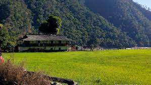 Tanakpur: A River Town Waiting at the Hills