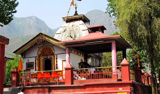Kashi Vishwanath Temple, Uttarkashi (काशी विश्वनाथ मंदिर) Shiva’s Resting Place by the Bhagirathi